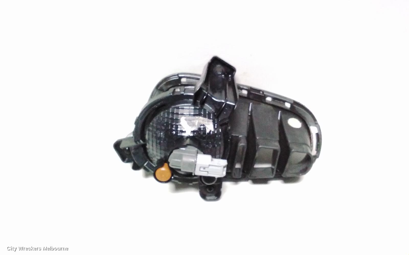 KIA RIO LEFT INDICATOR/FOG/SIDE, BUMPER FOGLAMP, YB, PROJECTOR TYPE, 12/2016 ONWARDS