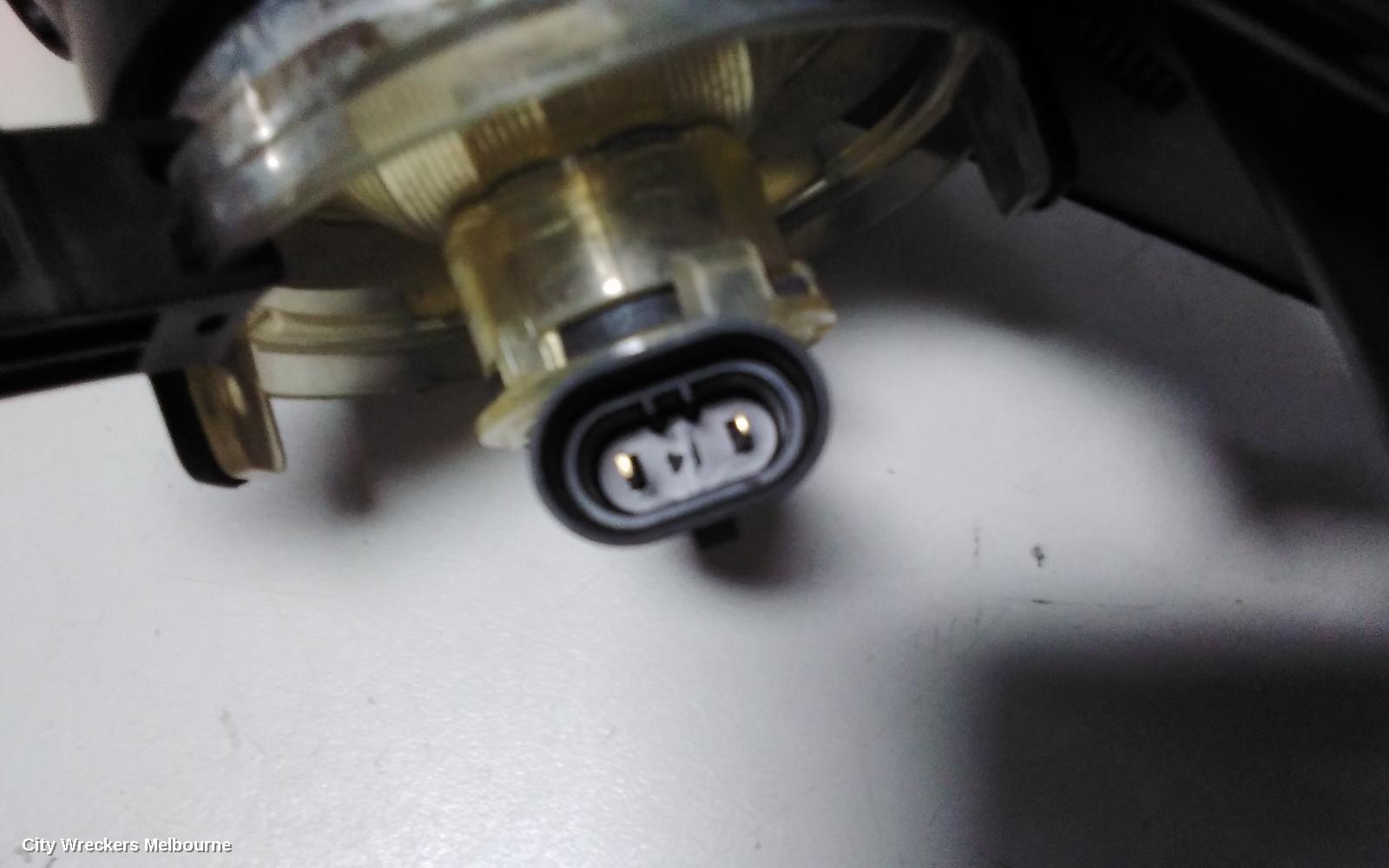 OPEL INSIGNIA LEFT INDICATOR/FOG/SIDE, BUMPER FOGLAMP, IN, 09/2012 - 12/2013