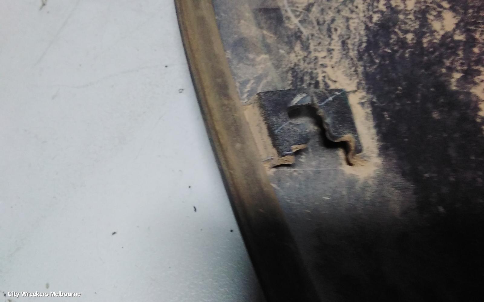 MITSUBISHI TRITON WHEEL ARCH FLARE, MQ, RH REAR, 04/2015 ONWARDS