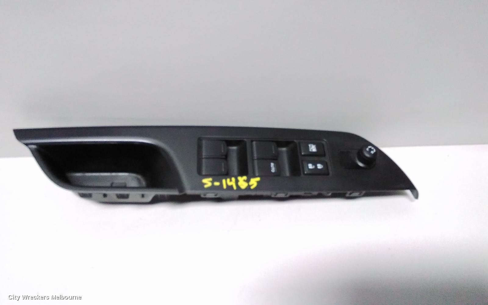 SUZUKI SWIFT PWR DR WIND SWITCH, RH FRONT (MASTER SWITCH), FZ, 18 PIN TYPE, 08/2010 - 03/2017