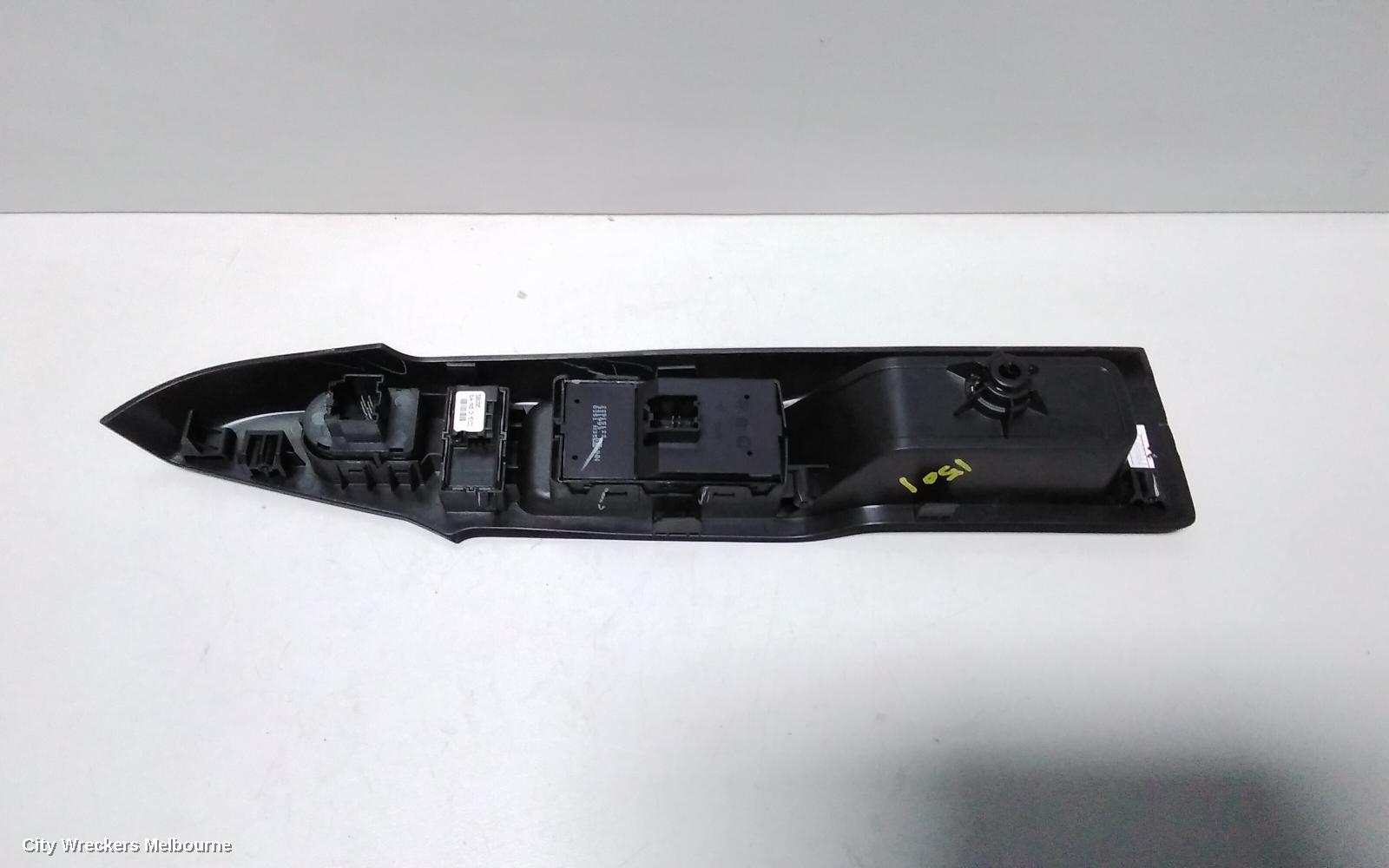 HOLDEN ASTRA PWR DR WIND SWITCH, RH FRONT (MASTER SWITCH), BK-BL, 5DR HATCH/SEDAN, 09/2016 - 12/2020