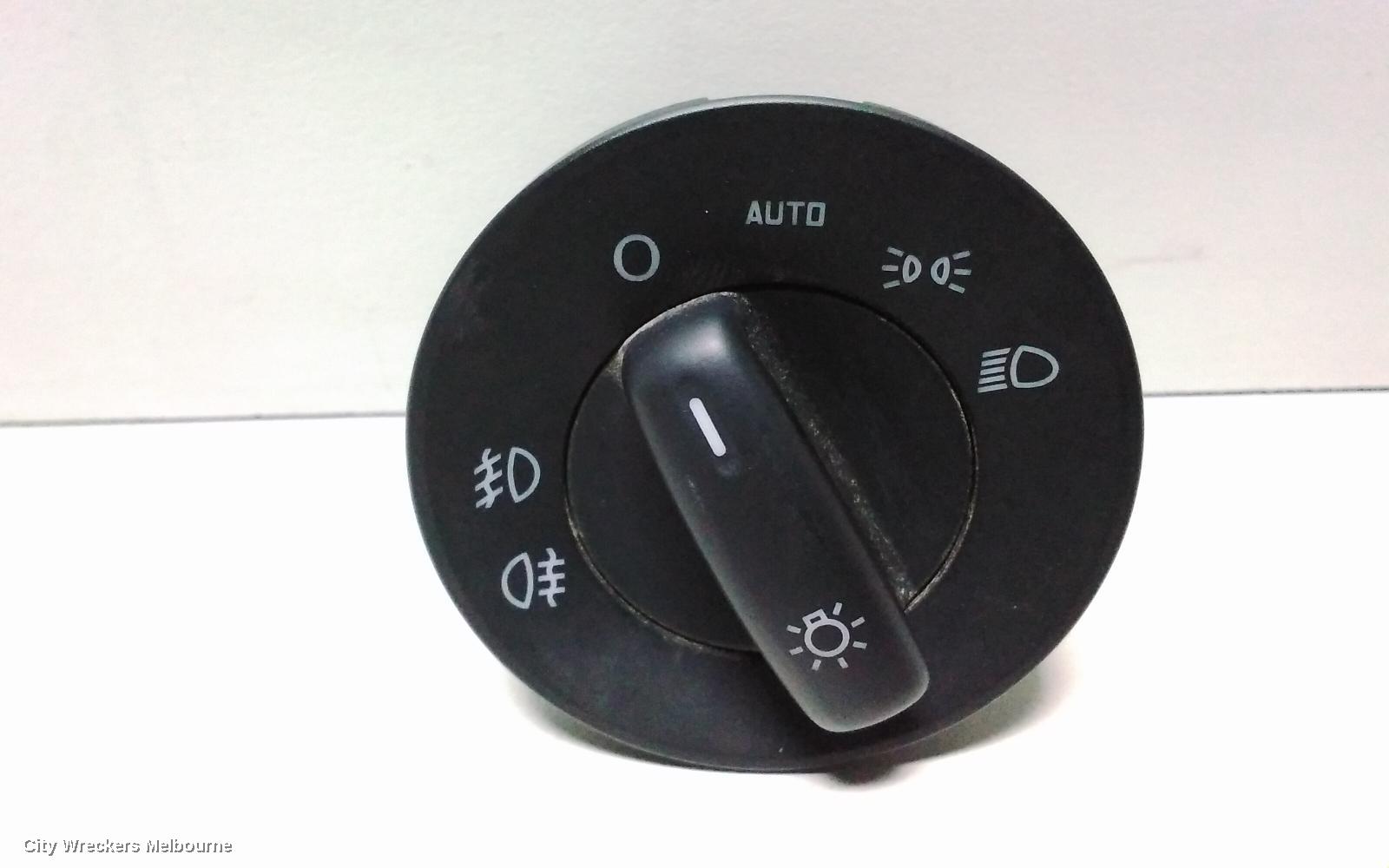 SKODA OCTAVIA COMBINATION SWITCH, HEADLAMP SWITCH, 1Z, W/ AUTO LIGHT, FRONT & REAR FOGLAMP TYPE, 03/2009 - 10/2013