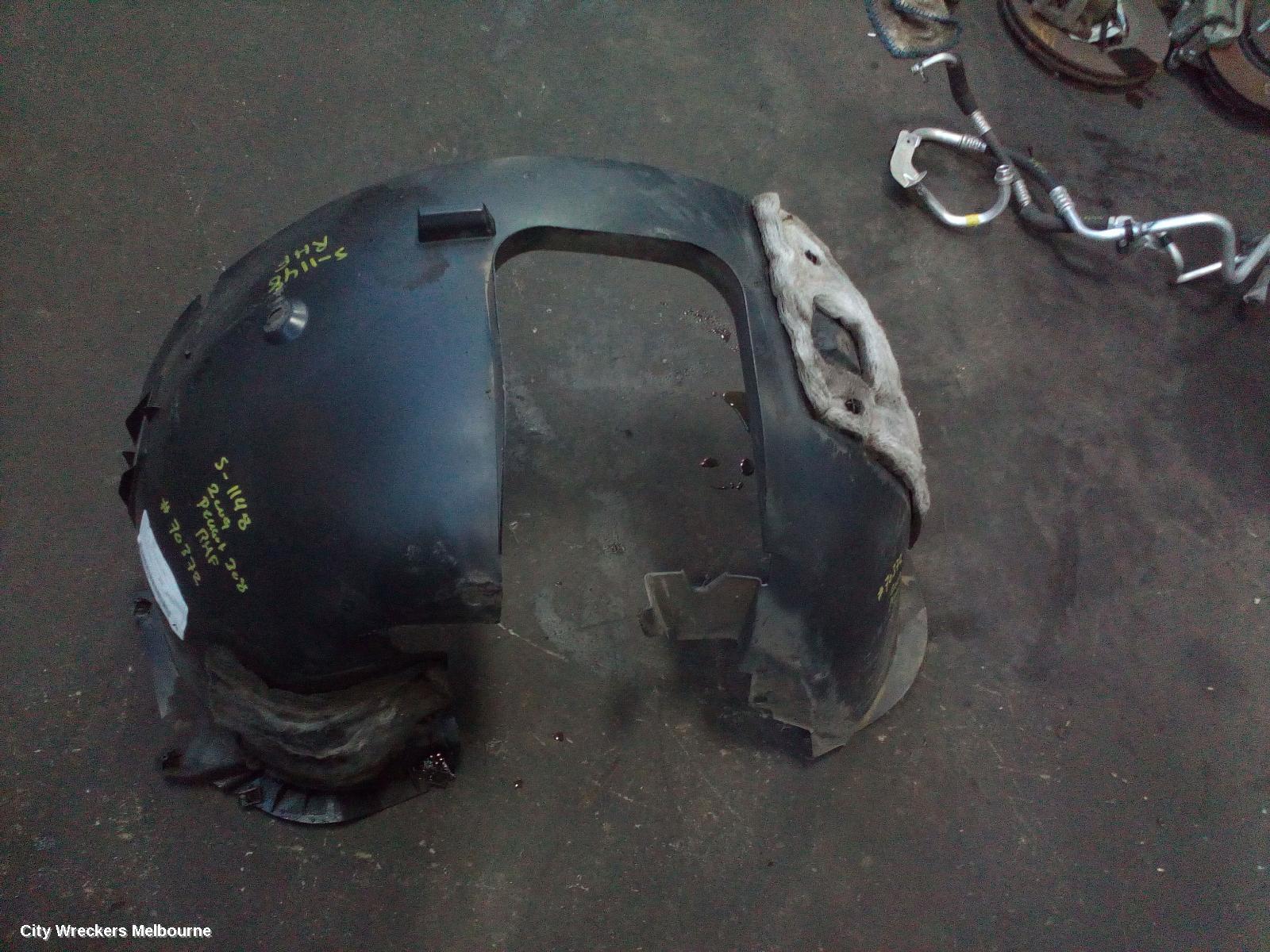 PEUGEOT 308 RIGHT GUARD LINER, T7, 09/2007 - 09/2014