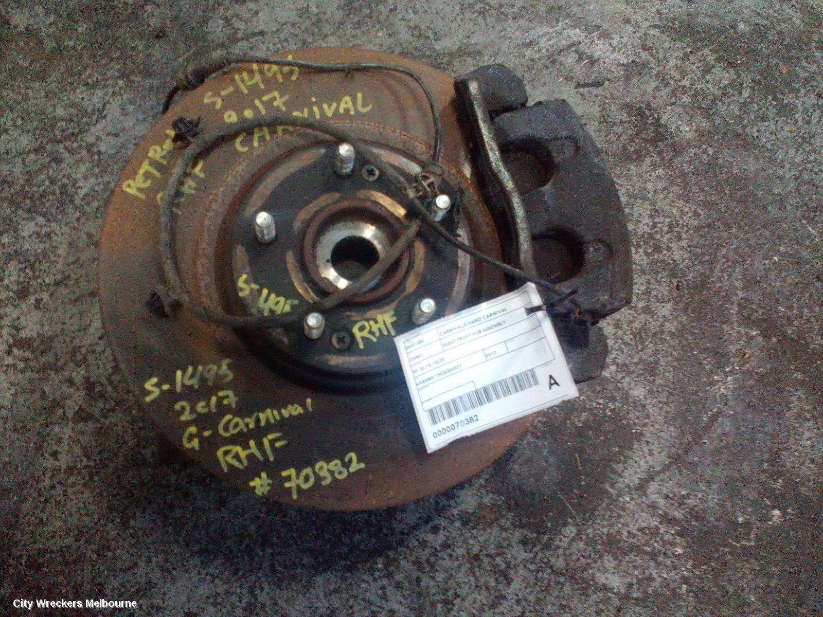 KIA CARNIVAL/GRAND CARNIVAL RIGHT FRONT HUB ASSEMBLY, YP, 02/2015 - 10/2020