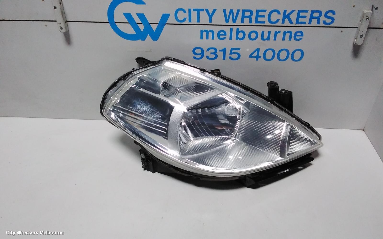 NISSAN TIIDA RIGHT HEADLAMP, C11, 09/2004 - 02/2010 (AUS ONLY)