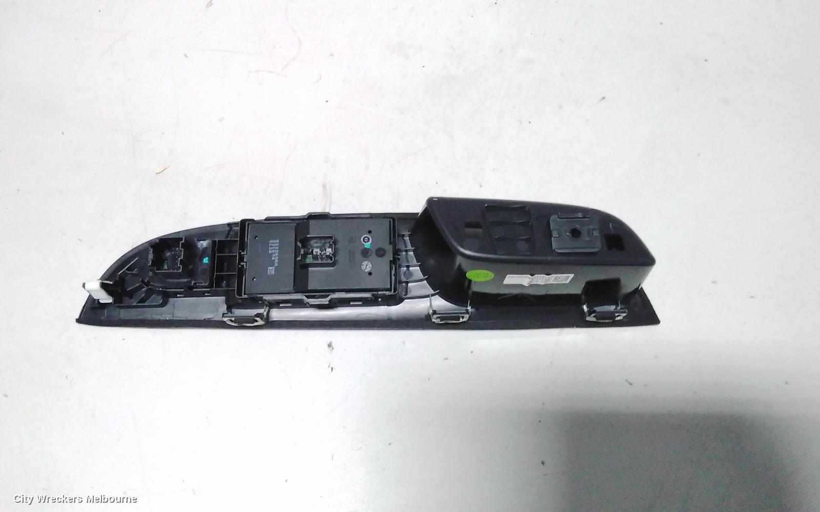 HOLDEN COMMODORE PWR DR WIND SWITCH, RH FRONT (MASTER SWITCH), VF, BLACK, 4 SWITCH TYPE, 05/2013 - 12/2017