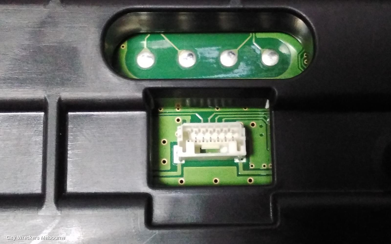 MAZDA CX5 INSTRUMENT CLUSTER, HEAD UP DISPLAY, NON POP UP TYPE, KF, 02/2017 ONWARDS