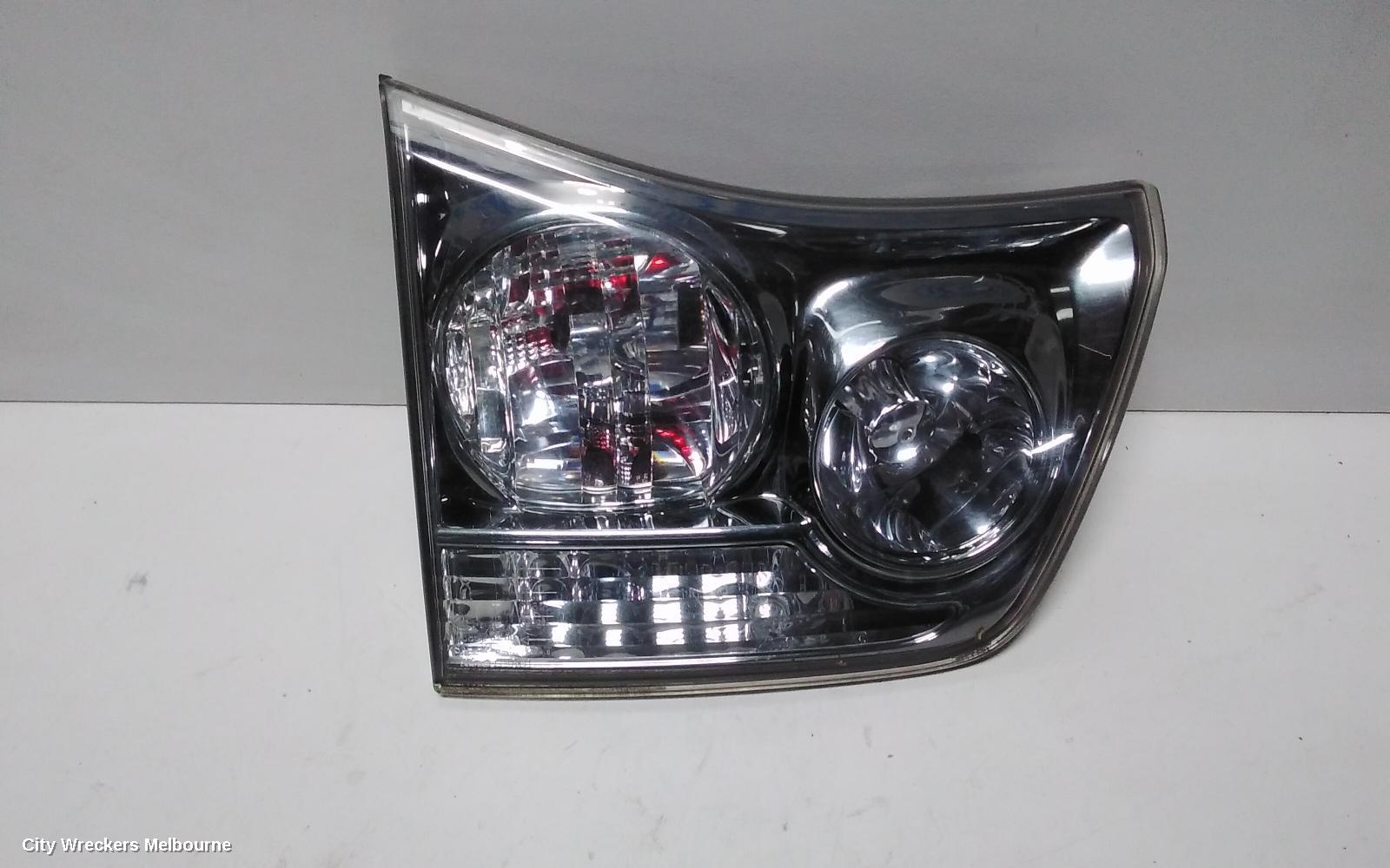 LEXUS RX SERIES REAR GARNISH, RX350, TAILGATE LAMP (LH SIDE), GSU3#, 03/2006 - 11/2008