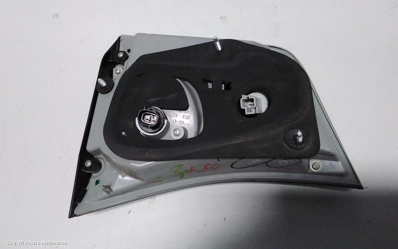 LEXUS RX SERIES REAR GARNISH, RX350, TAILGATE LAMP (LH SIDE), GSU3#, 03/2006 - 11/2008