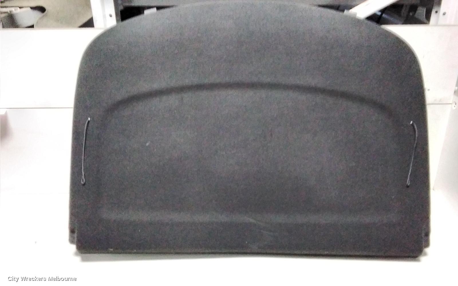 HOLDEN COMMODORE PARCEL SHELF CARGO BLIND, ZB, HATCH, PARCEL SHELF, 10/2017 - 12/2020