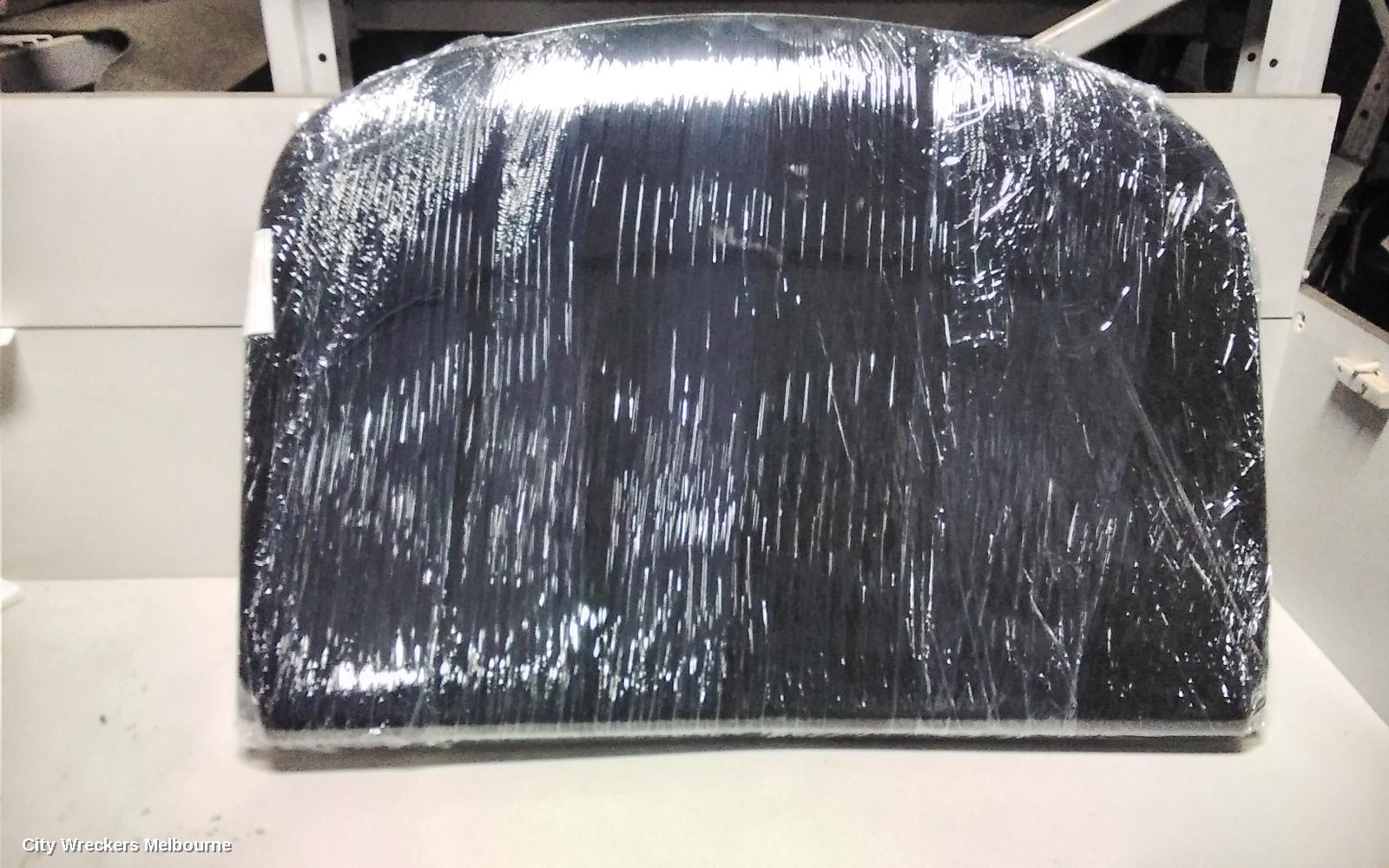 HOLDEN COMMODORE PARCEL SHELF CARGO BLIND, ZB, HATCH, PARCEL SHELF, 10/2017 - 12/2020