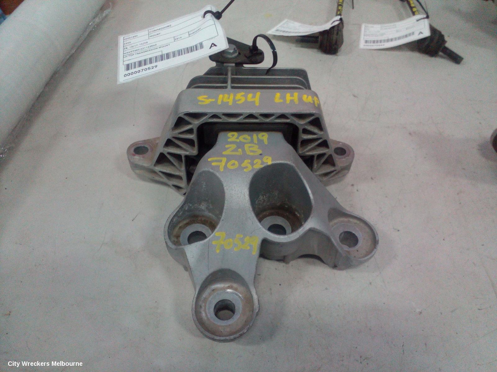 HOLDEN COMMODORE MOUNT, ZB, 10/2017 - 12/2020