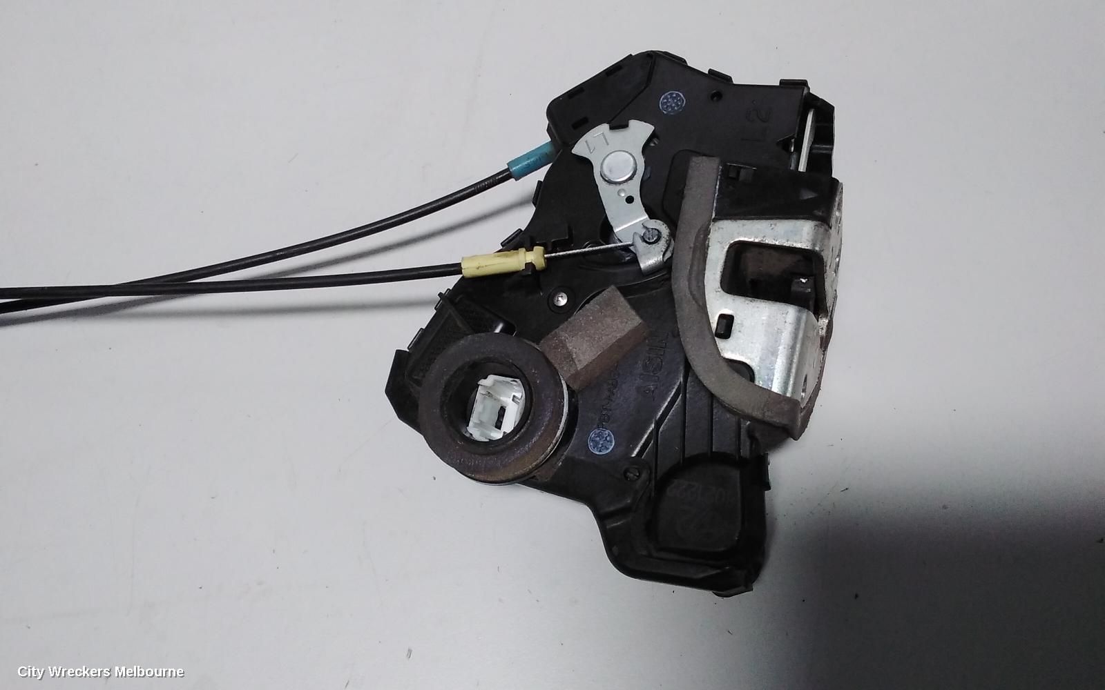 TOYOTA HIACE DOOR/BOOT/GATE LOCK, LEFT FRONT DOOR LOCK, TRH/KDH, 03/2005 - 04/2019