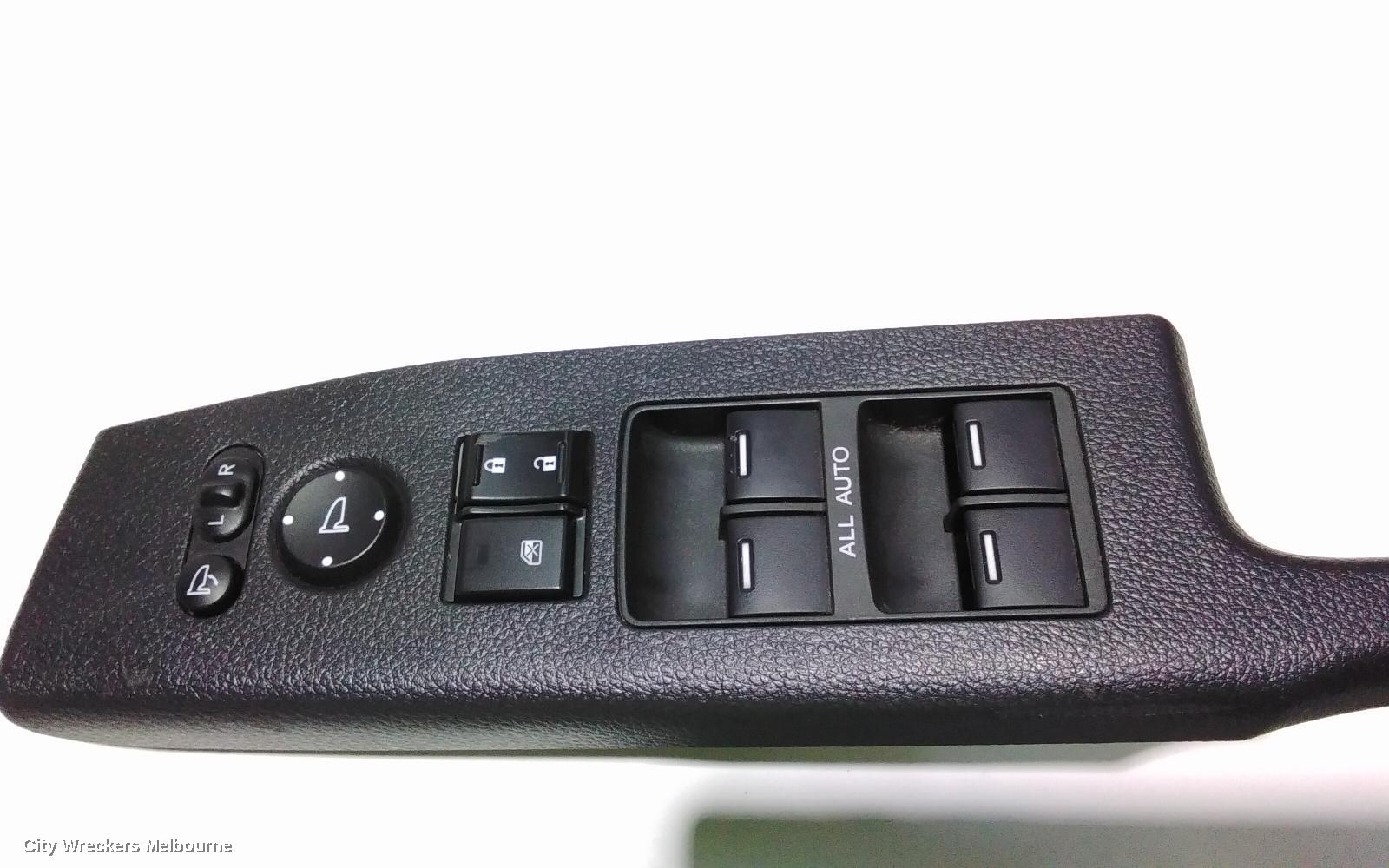 HONDA ODYSSEY PWR DR WIND SWITCH, RH FRONT (MASTER SWITCH), RC1, 02/2014 ONWARDS