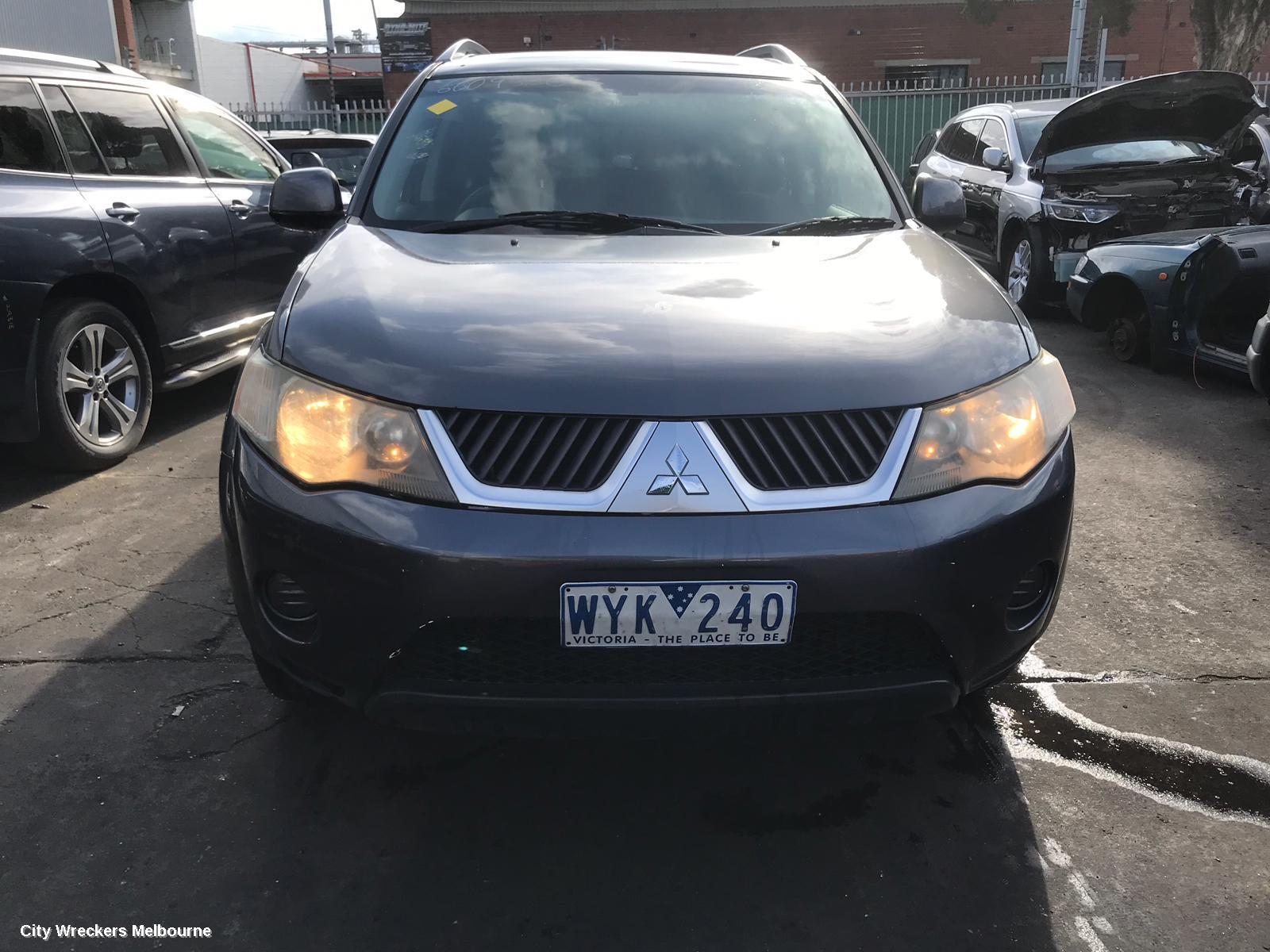 MITSUBISHI OUTLANDER BONNET, ZG, 11/2006 - 09/2009
