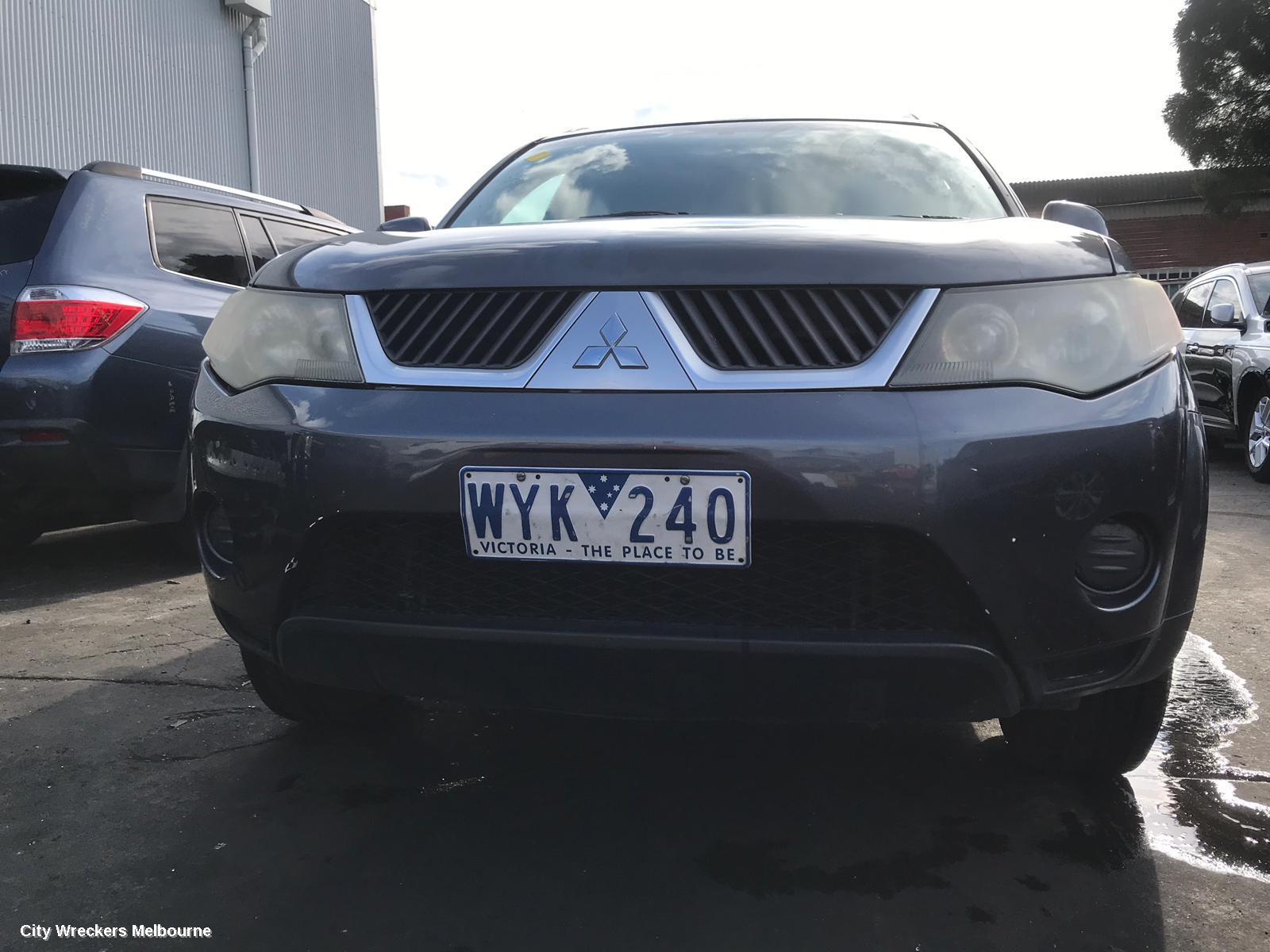 MITSUBISHI OUTLANDER BONNET, ZG, 11/2006 - 09/2009