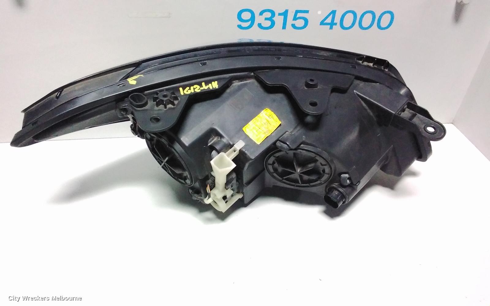 HYUNDAI GENESIS LEFT HEADLAMP, DH, 11/2014 - 01/2018