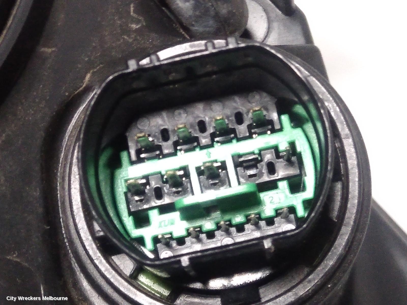 HYUNDAI GENESIS LEFT HEADLAMP, DH, 11/2014 - 01/2018