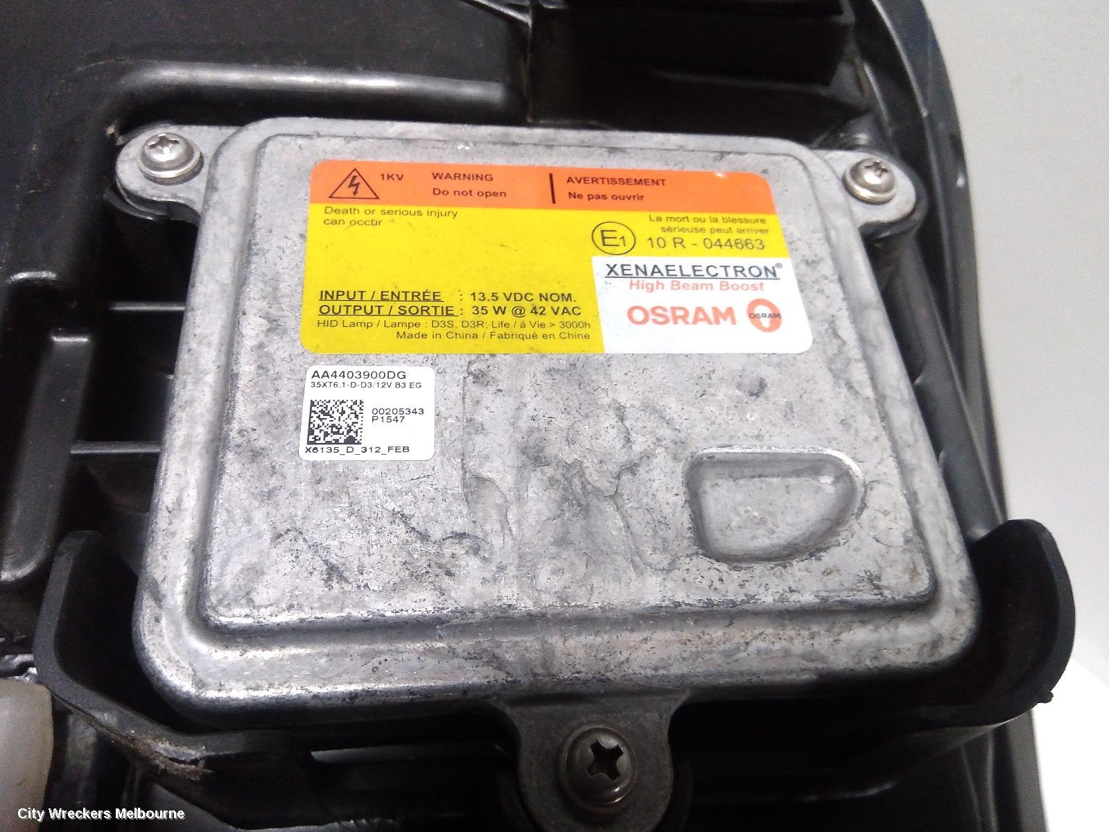 HYUNDAI GENESIS LEFT HEADLAMP, DH, 11/2014 - 01/2018