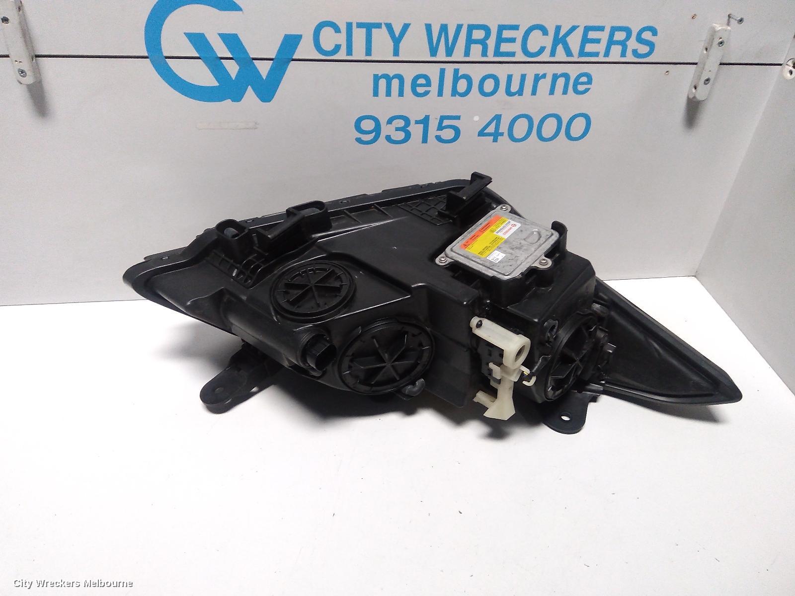 HYUNDAI GENESIS LEFT HEADLAMP, DH, 11/2014 - 01/2018