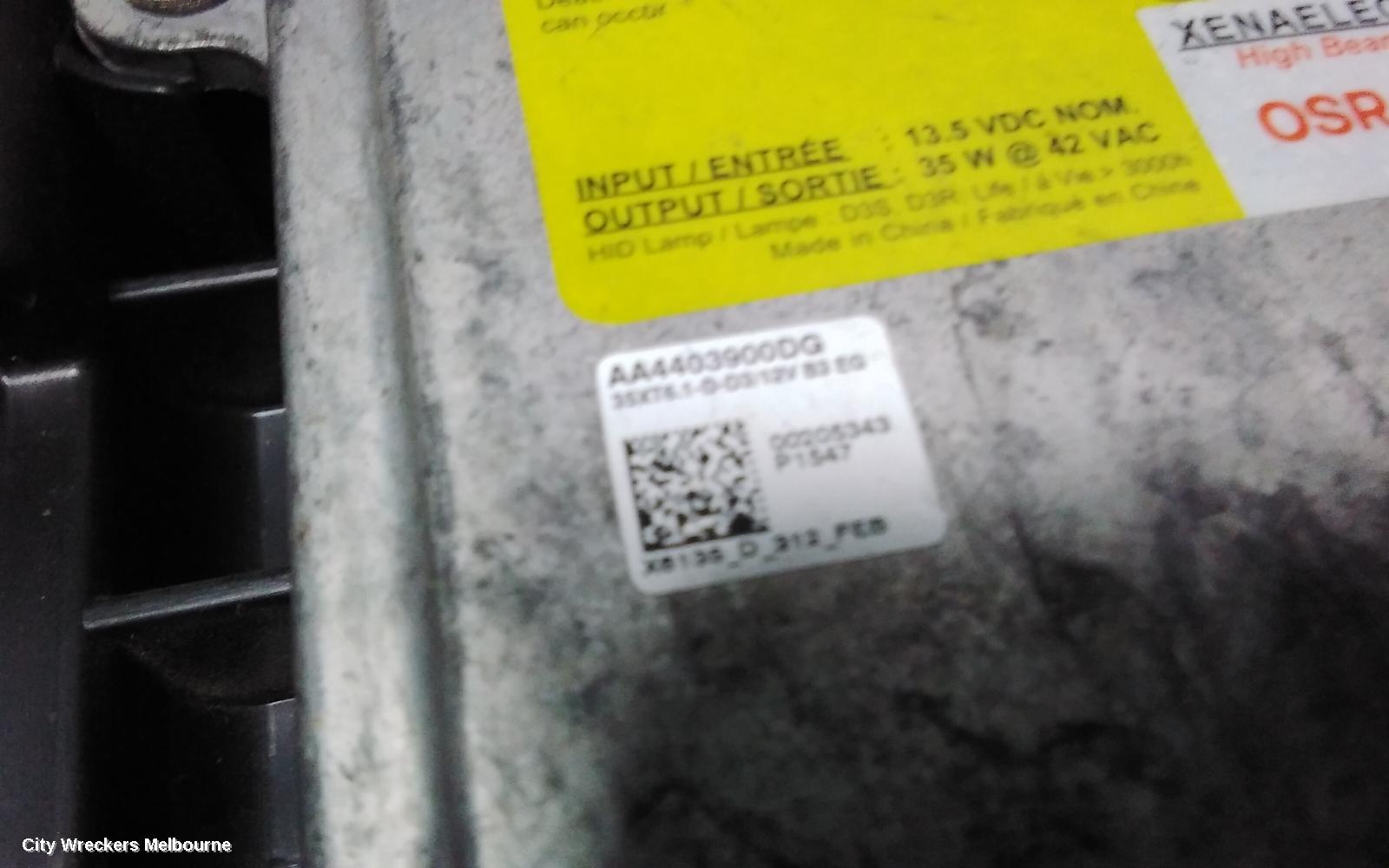 HYUNDAI GENESIS LEFT HEADLAMP, DH, 11/2014 - 01/2018