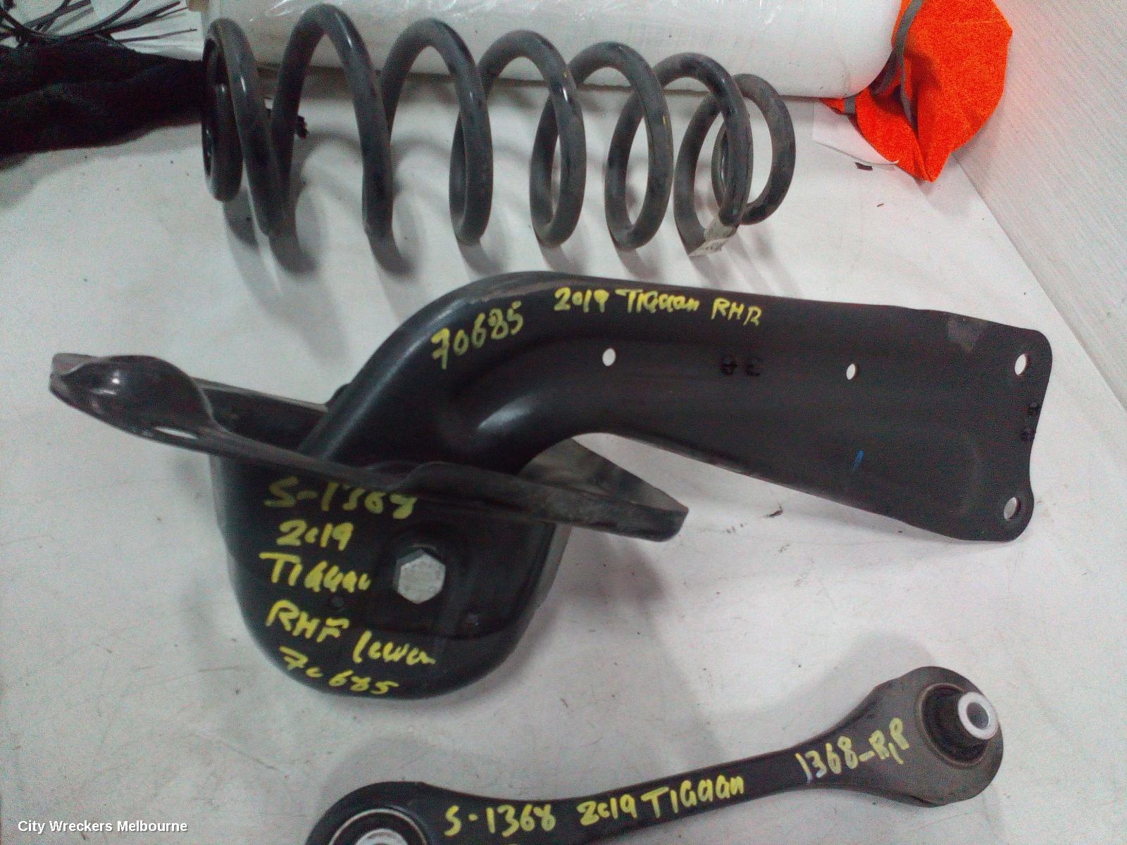 VOLKSWAGEN TIGUAN RIGHT REAR TRAILING ARM, LOWER CONTROL ARM-REAR, 5NA, 06/2016 ONWARDS