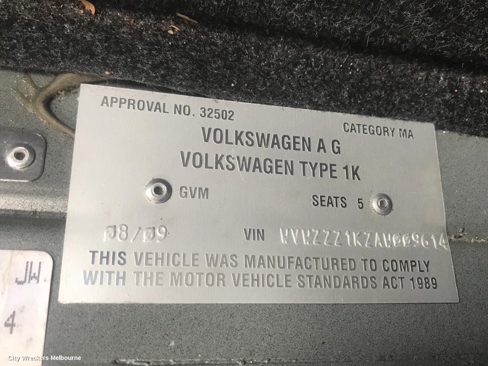 VOLKSWAGEN GOLF RIGHT FRONT HUB ASSEMBLY, GEN 5, 4 BOLT TYPE, 07/2004 - 02/2009