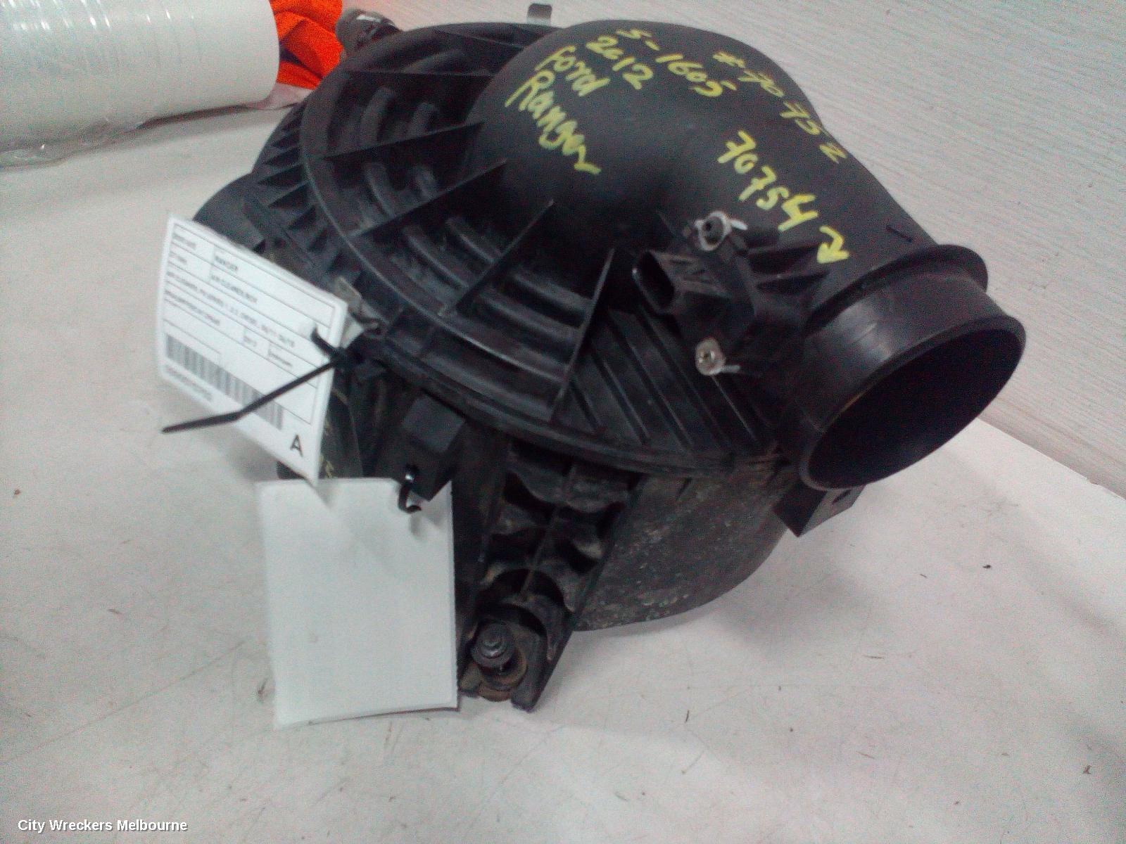 FORD RANGER AIR CLEANER/BOX, AIR CLEANER, PX SERIES 1, 3.2, DIESEL, 06/2011 - 06/2015