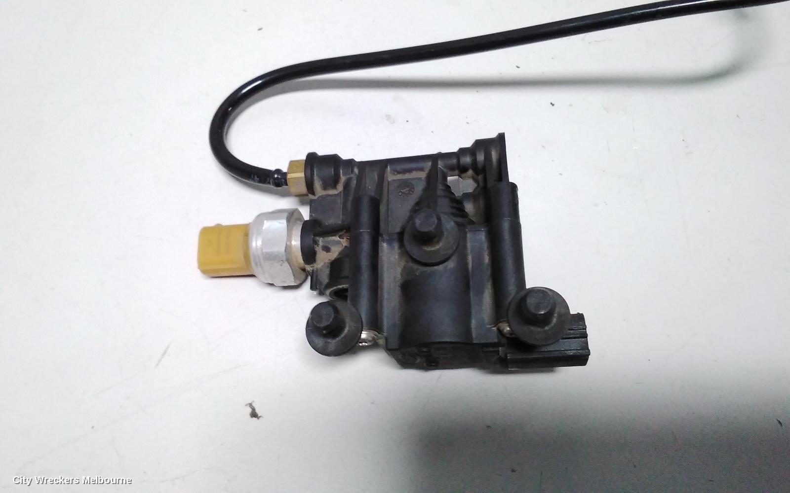 LAND ROVER RANGEROVER SPORT AIR RIDE COMPRESSOR, L320, AIR RIDE COMPRESSOR, AMK BRAND, 08/2005 - 12/2009