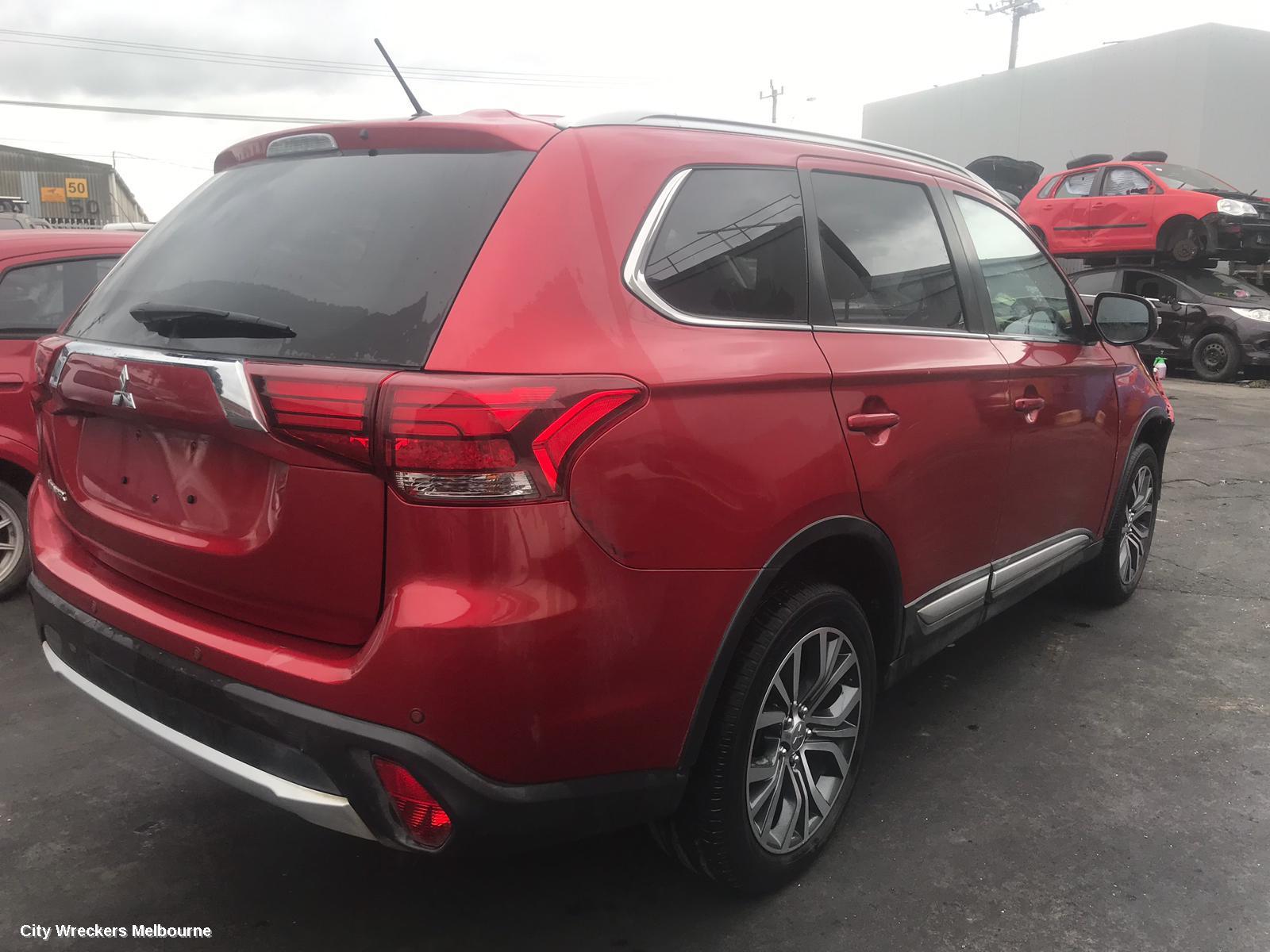 MITSUBISHI OUTLANDER DOOR HANDLE, OUTER, RH FRONT, COLOUR CODED, ZJ-ZK, 10/2012 ONWARDS