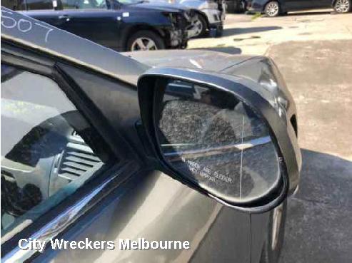 HOLDEN EPICA RIGHT DOOR MIRROR, EP 02/2007 - 12/2011