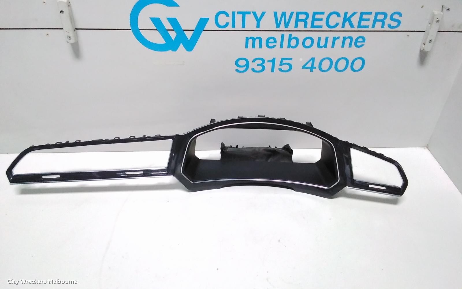 VOLKSWAGEN TIGUAN, 5NA, 06/2016 - 02/2024, FACIA : 70776
