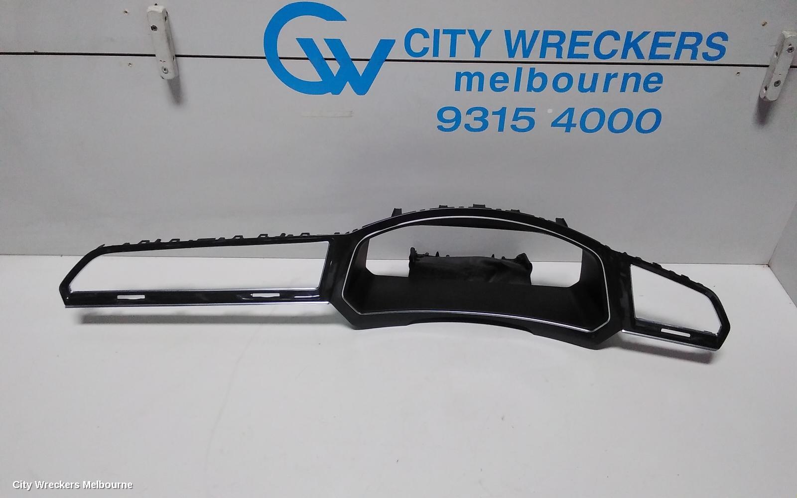 VOLKSWAGEN TIGUAN, 5NA, 06/2016 - 02/2024, FACIA : 70776