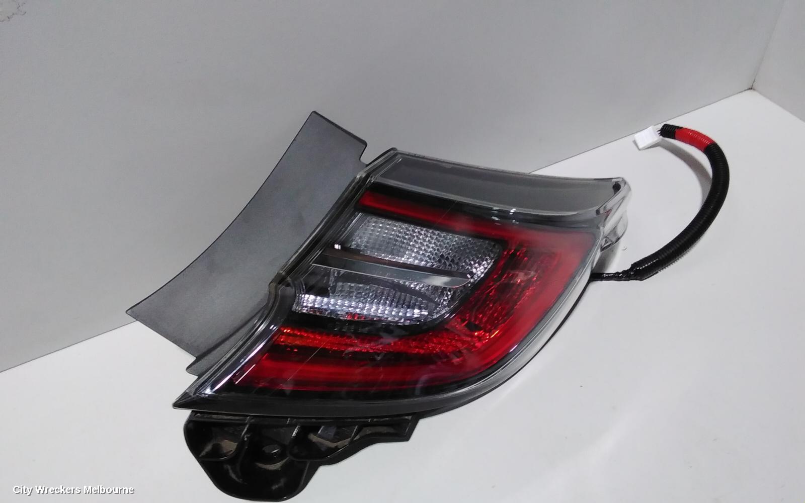 TOYOTA COROLLA RIGHT TAILLIGHT, E210, IN BODY, HATCH, 07/2018 - 08/2022