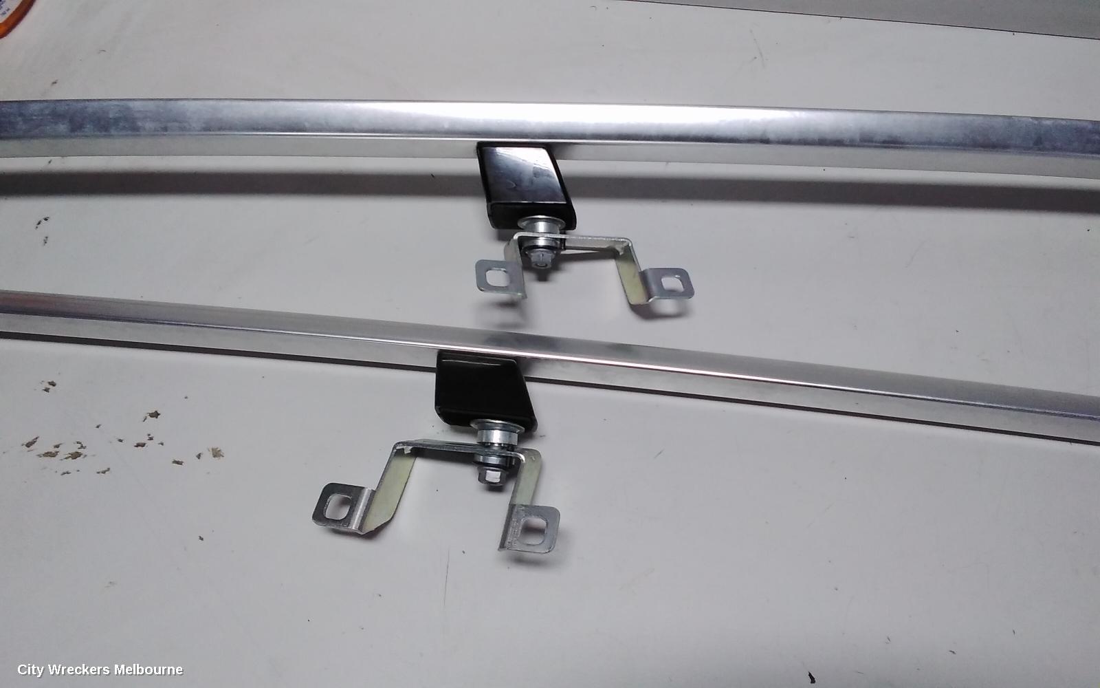 VOLKSWAGEN PASSAT ROOF RAIL, 3C/MK6, 03/2006 - 06/2012