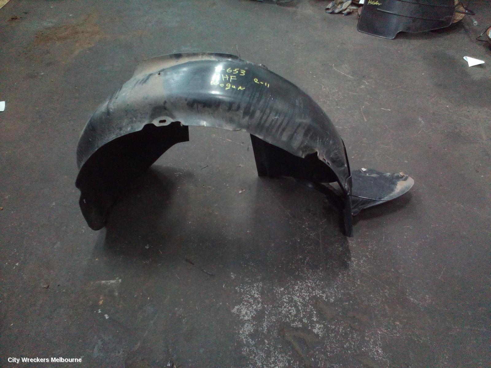 VOLKSWAGEN GOLF RIGHT GUARD LINER, GEN 6, WAGON, 09/2009 - 03/2013