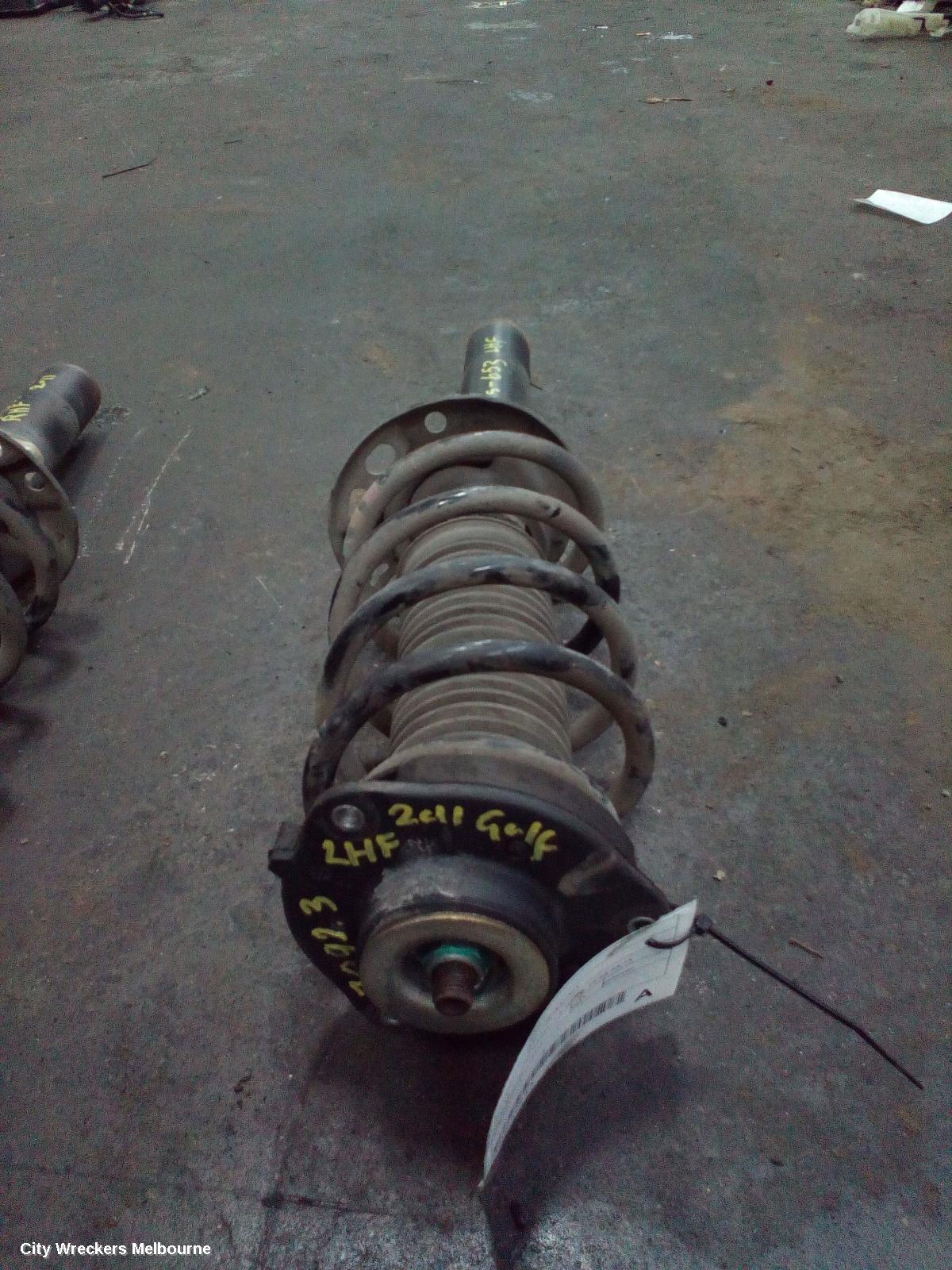 VOLKSWAGEN GOLF LEFT DRIVESHAFT, FRONT, AUTO T/M, DIESEL, 1.6, GEN 6, 12/2008 - 03/2013