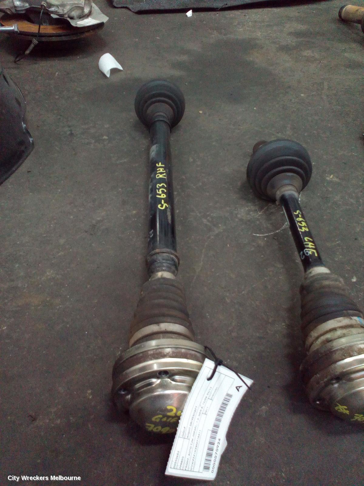 VOLKSWAGEN GOLF RIGHT DRIVESHAFT, FRONT, AUTO T/M, DIESEL, 1.6, GEN 6, 12/2008 - 03/2013