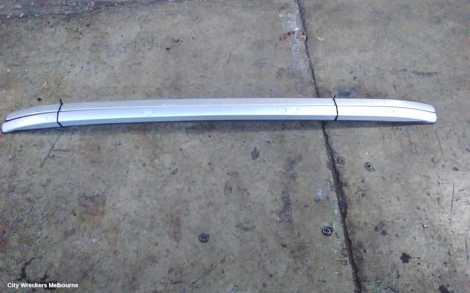 KIA SPORTAGE ROOF RAIL