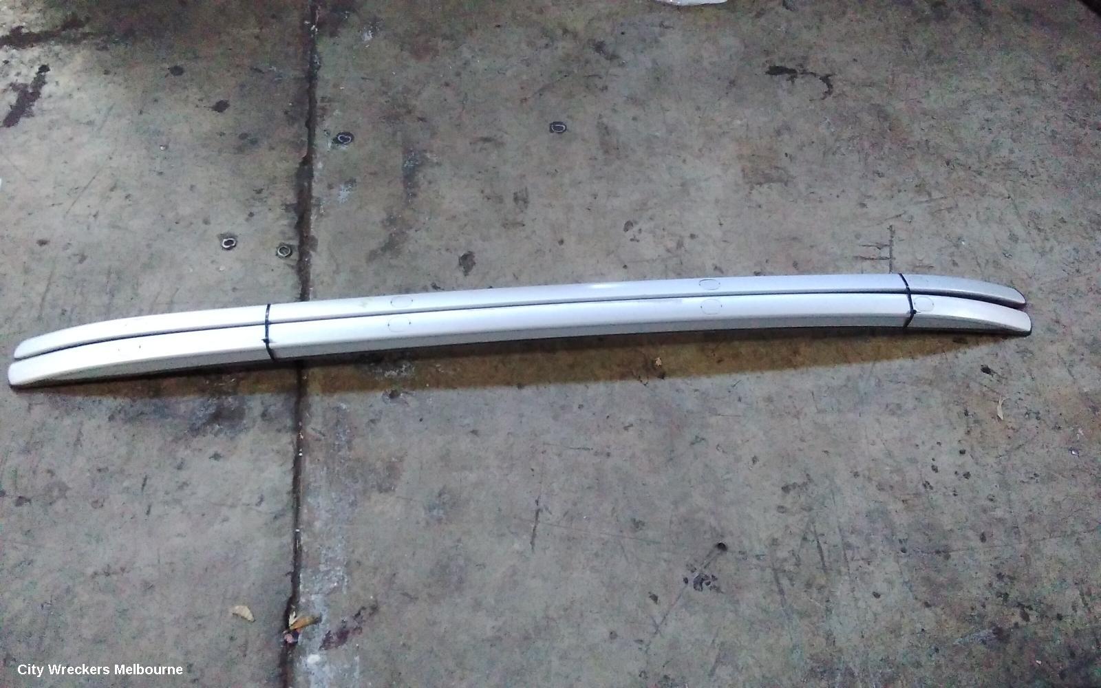 KIA SPORTAGE ROOF RAIL