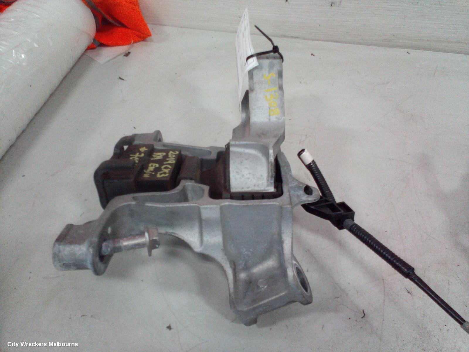 MAZDA CX3 MOUNT, DK, 03/2015 ONWARDS