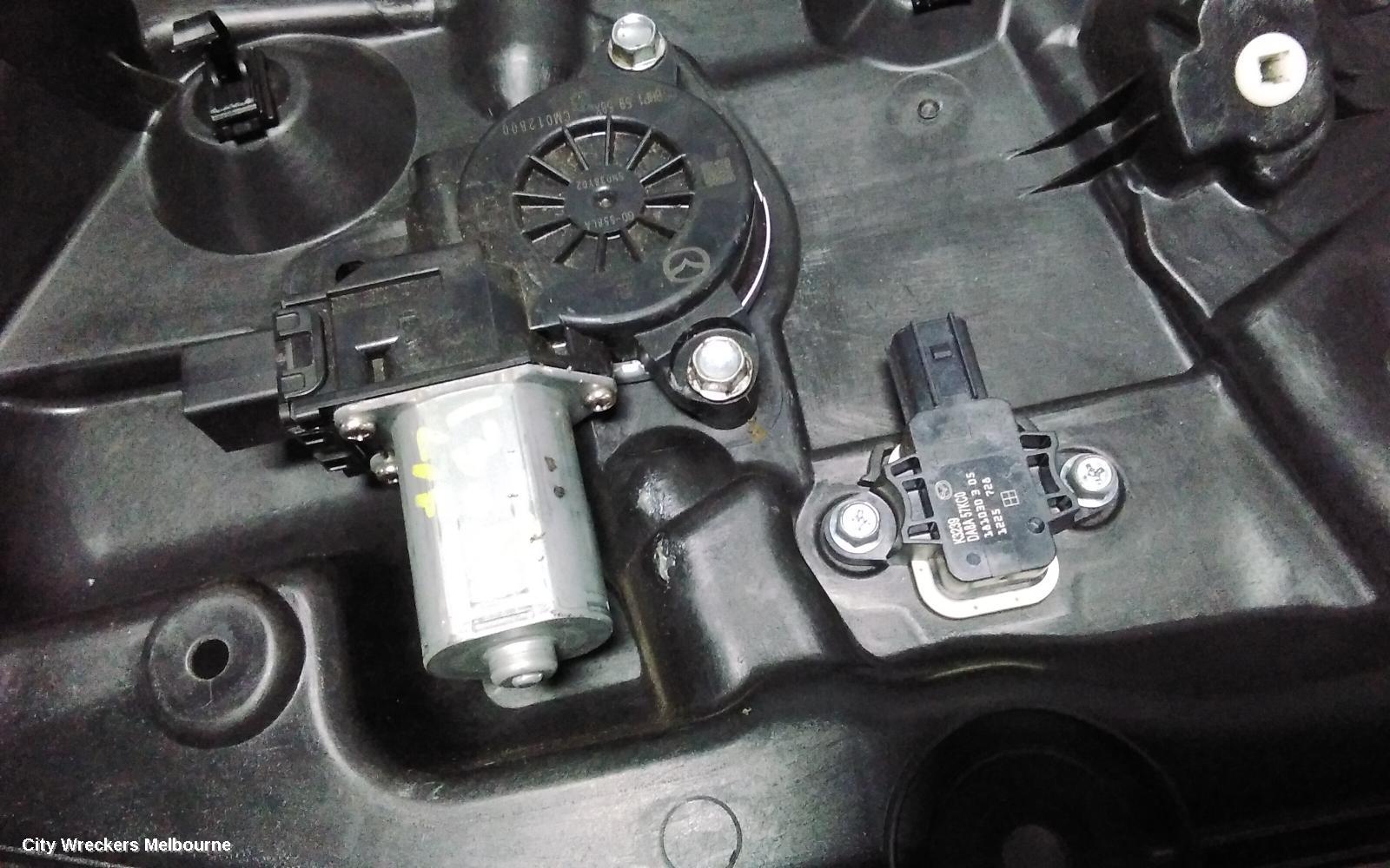 MAZDA CX3 RIGHT FRONT WINDOW REG/MOTOR, DK, DOOR REG ASSY (REG AND MOTOR), 03/2015 ONWARDS