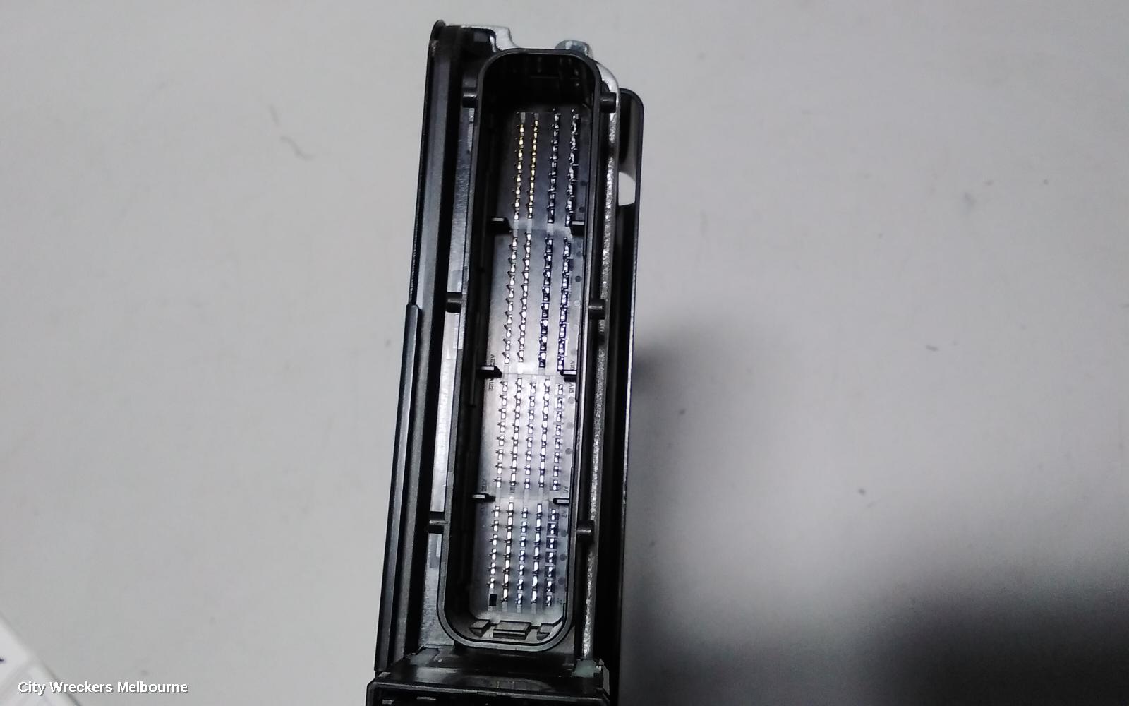 TOYOTA HIACE ECU, ENGINE ECU, 2.7, 2TR-FE, PETROL, AUTO T/M, 89661-26N70, ECU ONLY, TRH, 03/2005 - 04/2019