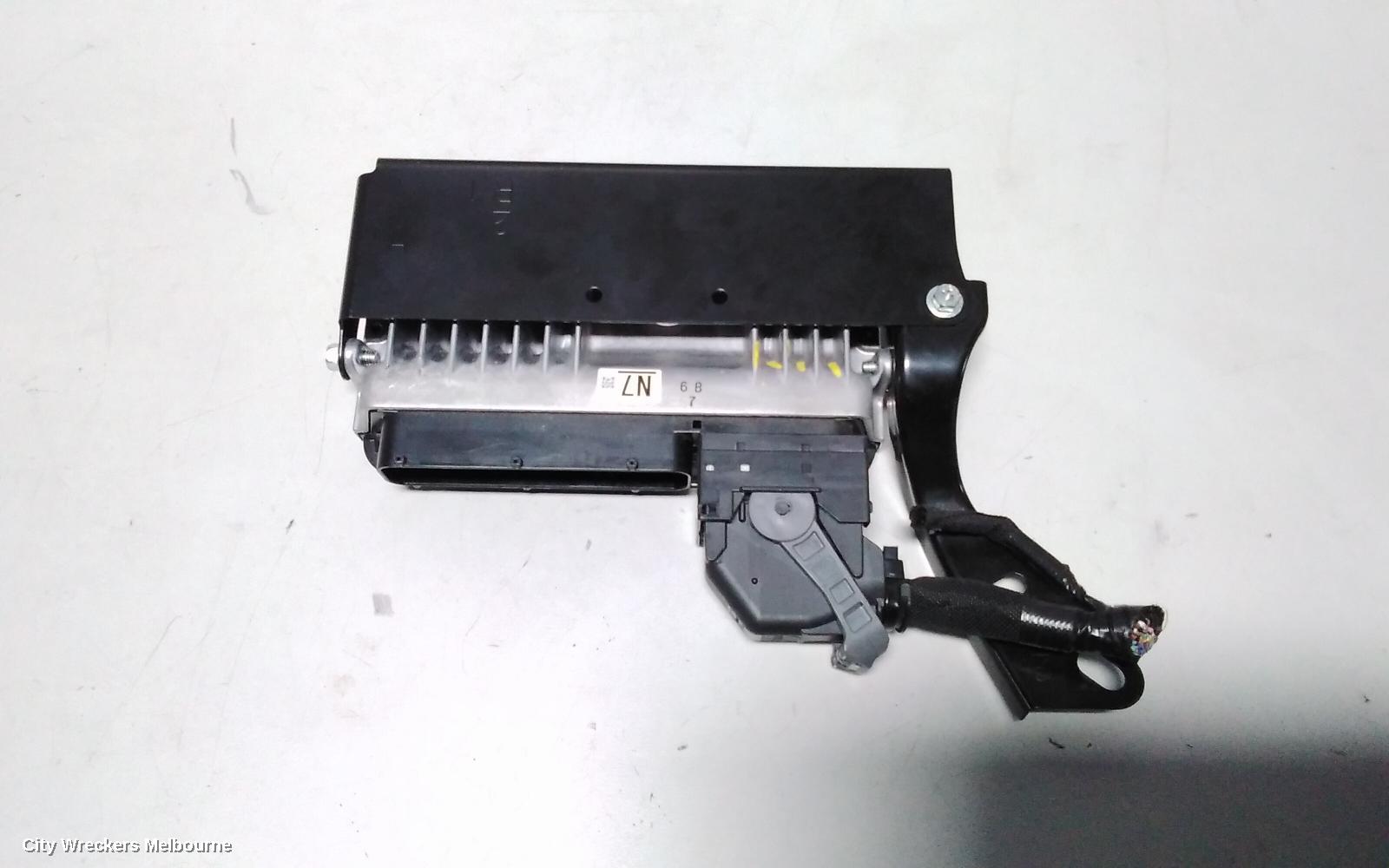 TOYOTA HIACE ECU, ENGINE ECU, 2.7, 2TR-FE, PETROL, AUTO T/M, 89661-26N70, ECU ONLY, TRH, 03/2005 - 04/2019