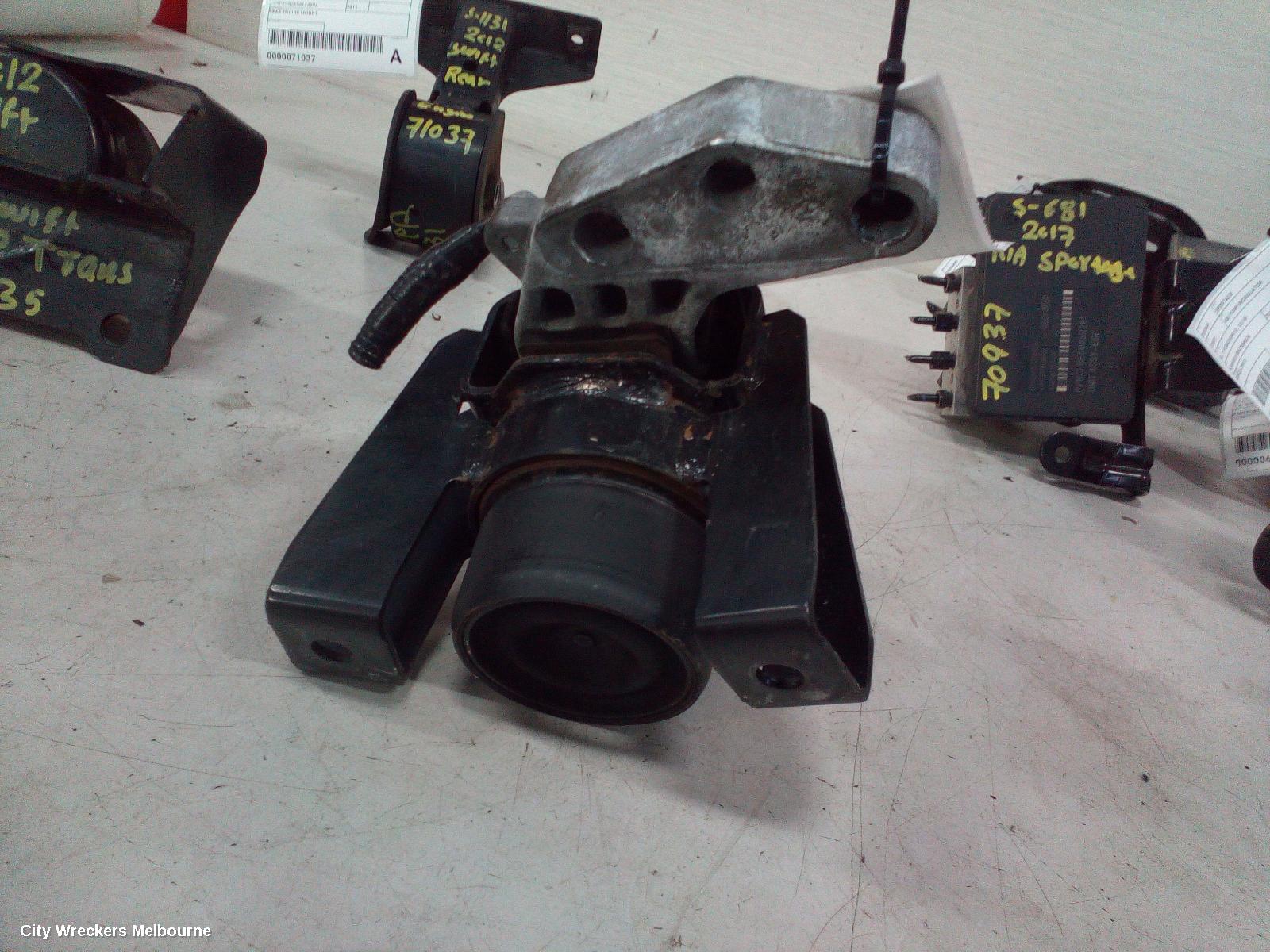 SUZUKI SWIFT MOUNT, FZ, 02/2011 - 03/2017