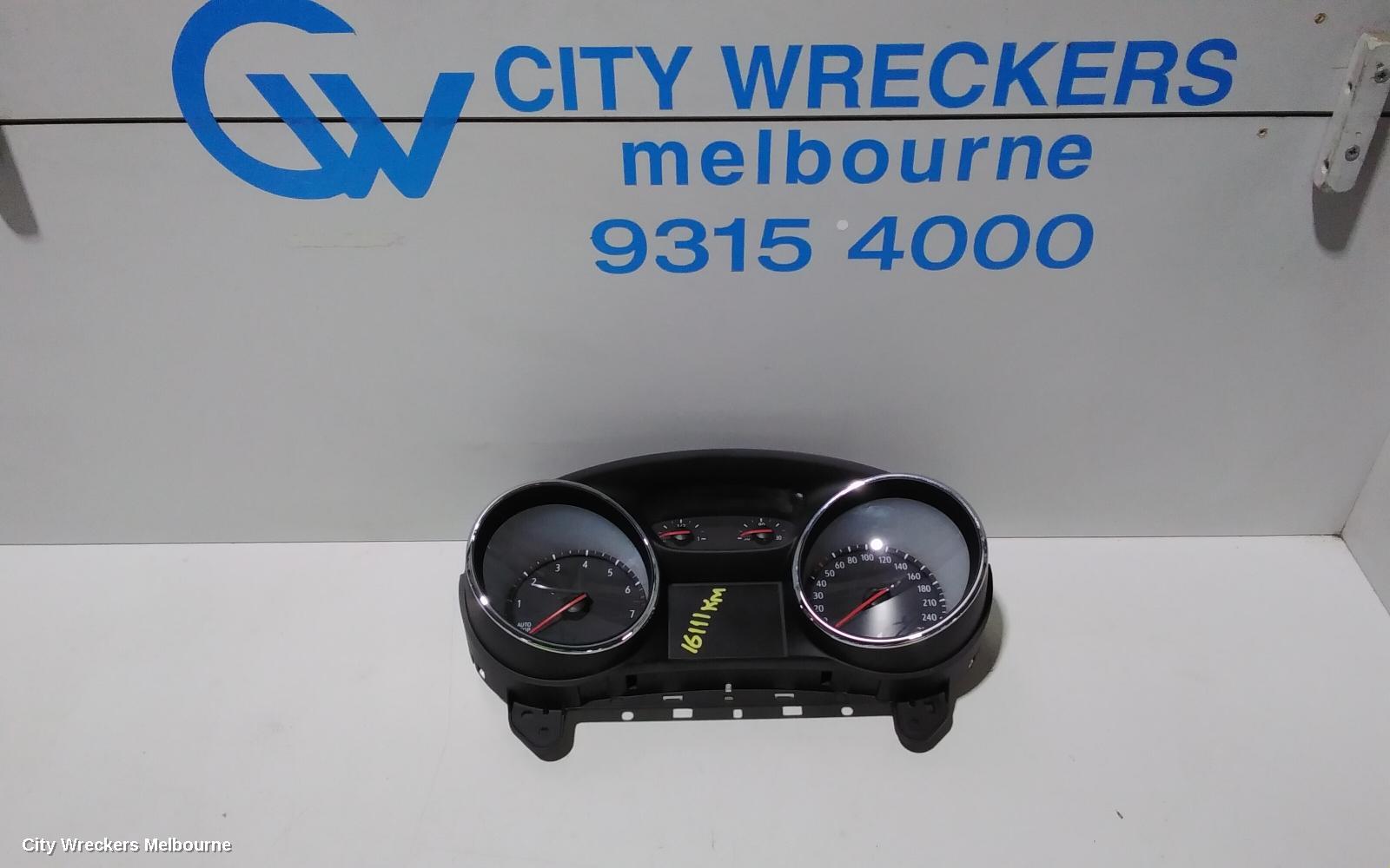 HOLDEN COMMODORE INSTRUMENT CLUSTER, INSTRUMENT CLUSTER, AUTO T/M, PETROL, ZB, 10/2017 - 12/2020