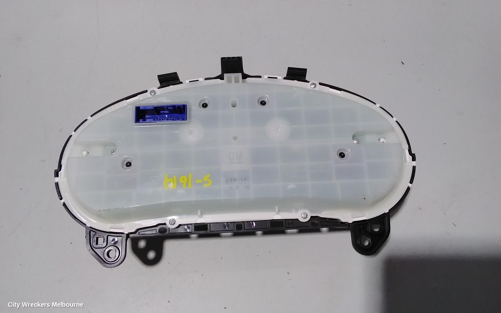 HOLDEN COMMODORE INSTRUMENT CLUSTER, INSTRUMENT CLUSTER, AUTO T/M, PETROL, ZB, 10/2017 - 12/2020