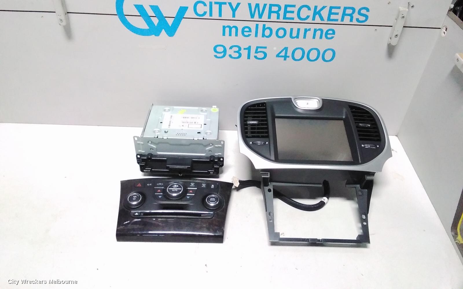 CHRYSLER 300C RADIO/CD/DVD/SAT/TV, SAT NAV HEAD UNIT, STANDARD TYPE, LX2, 07/2012 - 12/2014