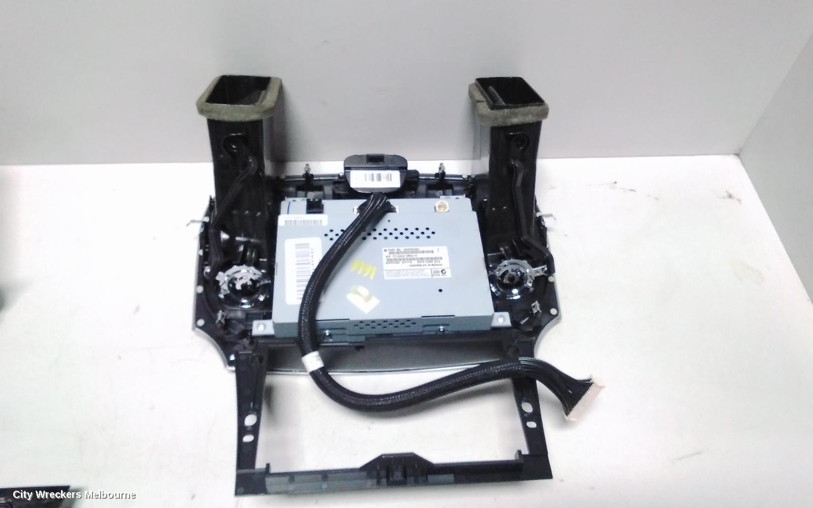 CHRYSLER 300C RADIO/CD/DVD/SAT/TV, SAT NAV HEAD UNIT, STANDARD TYPE, LX2, 07/2012 - 12/2014