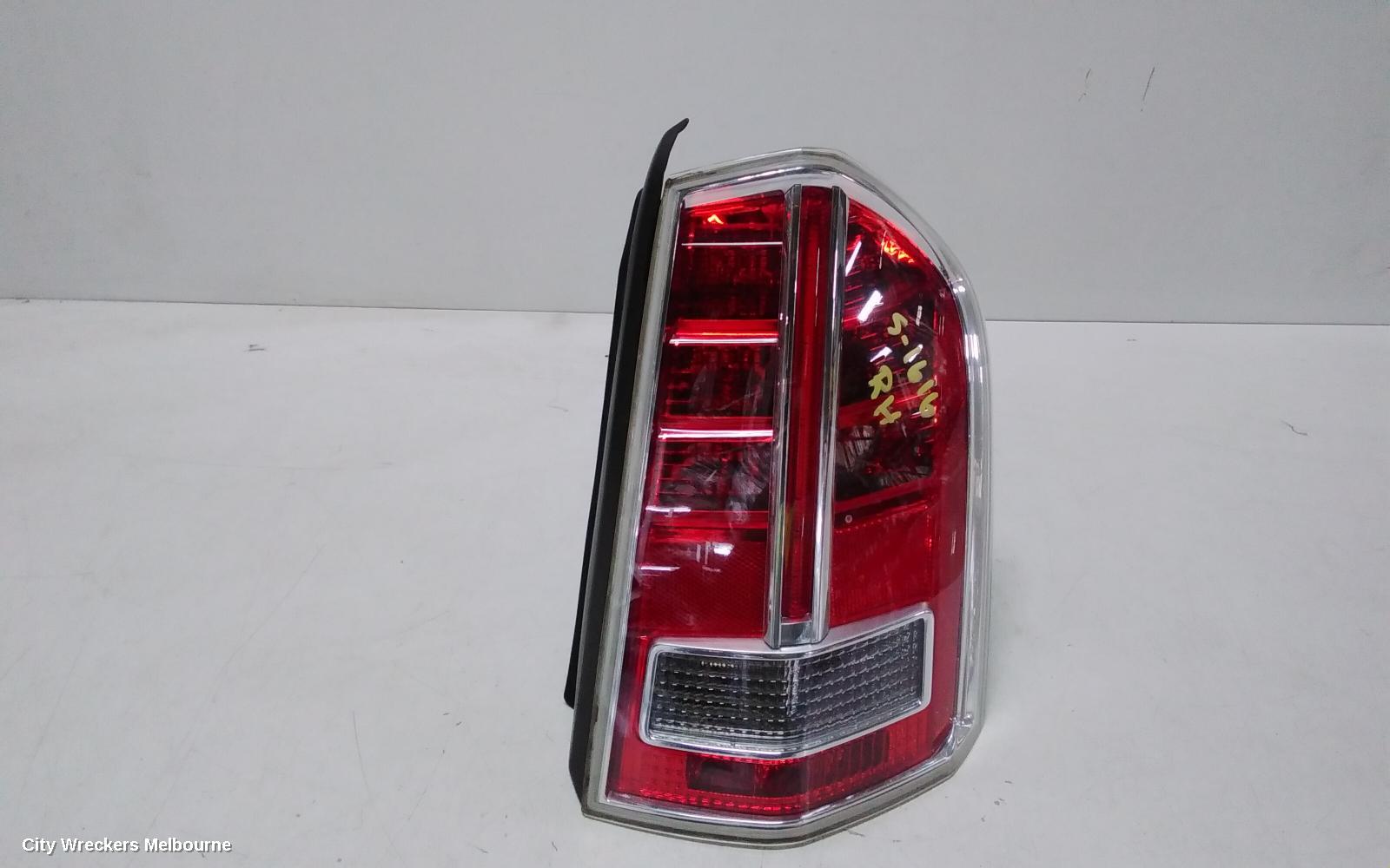 CHRYSLER 300C RIGHT TAILLIGHT, LX2, 07/2012 - 12/2014